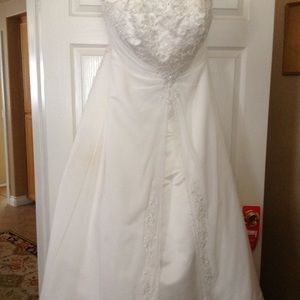 Wedding dress